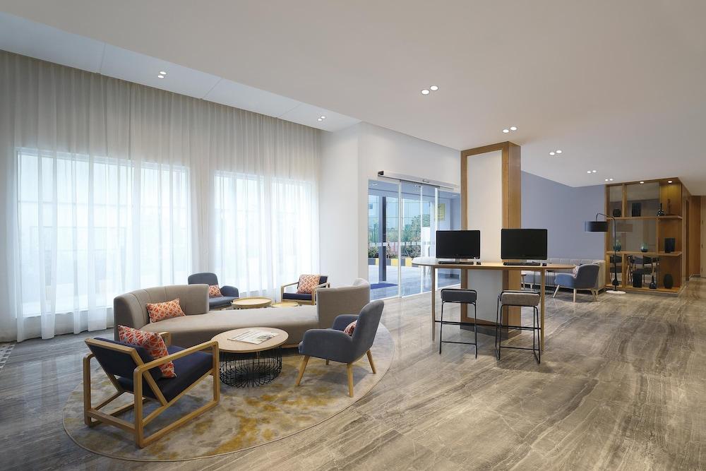 Holiday Inn Express Bengaluru Whitefield Itpl By Ihg Exterior photo
