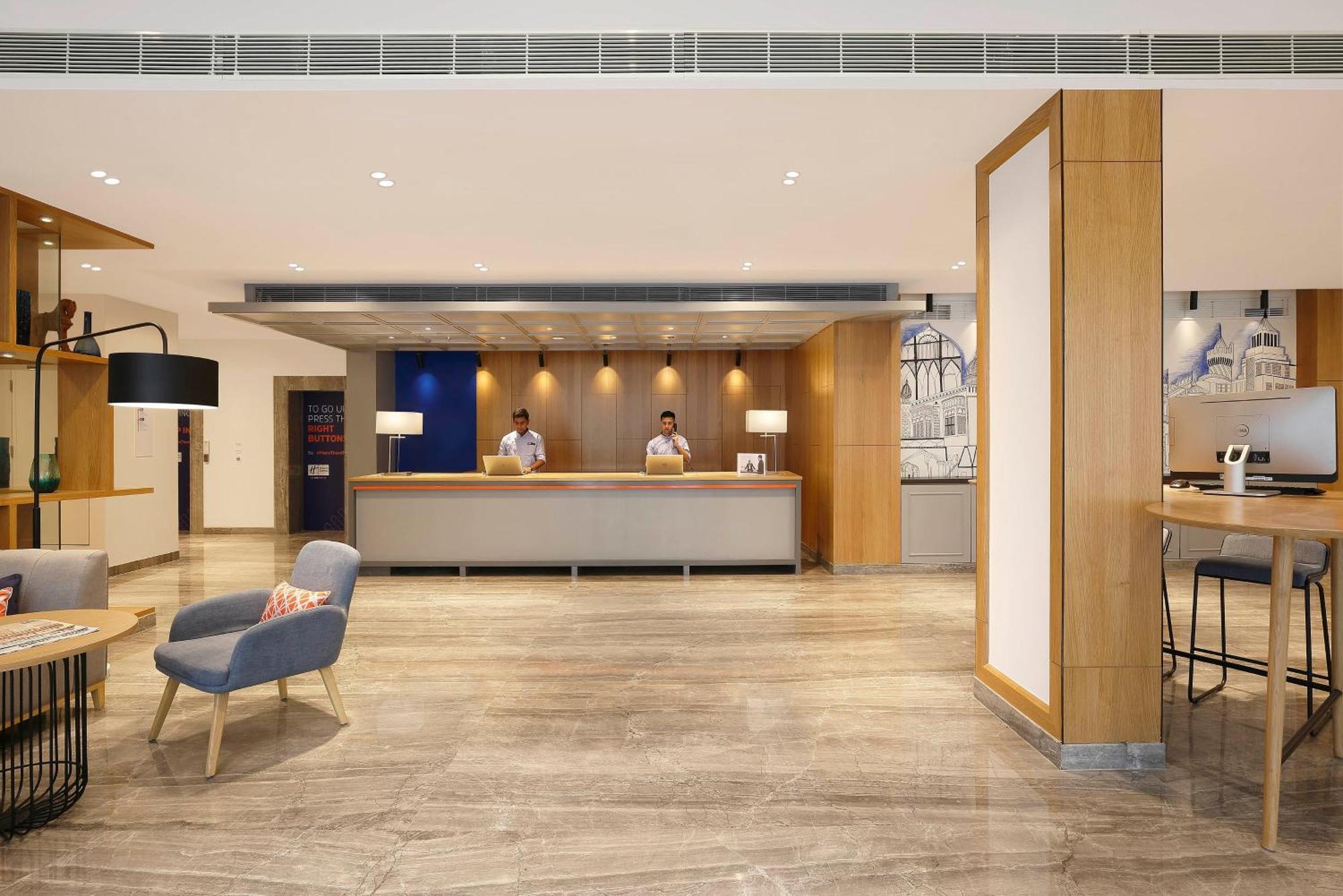 Holiday Inn Express Bengaluru Whitefield Itpl By Ihg Exterior photo