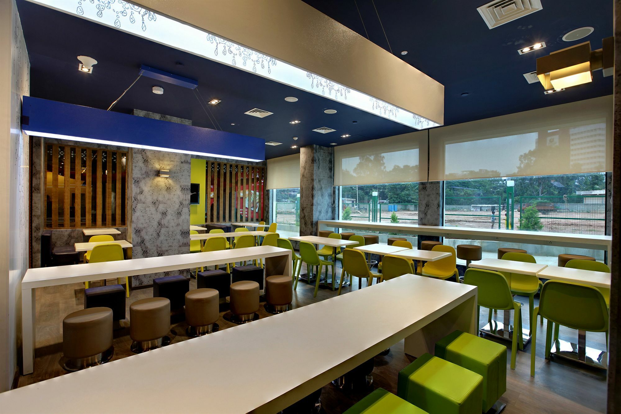 Holiday Inn Express Bengaluru Whitefield Itpl By Ihg Exterior photo